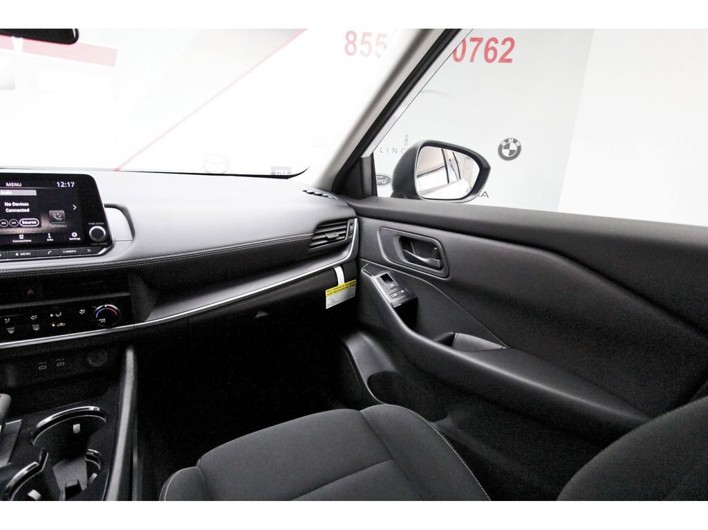 Certified 2025 Nissan Rogue S FWD image 8