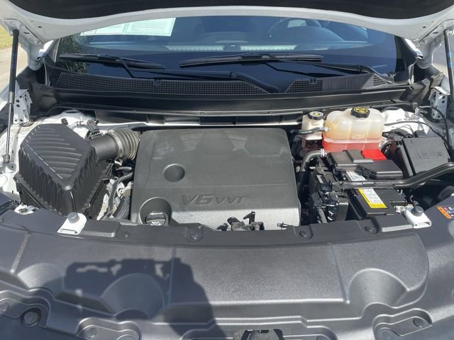 Used 2023 Chevrolet Traverse LT image 29