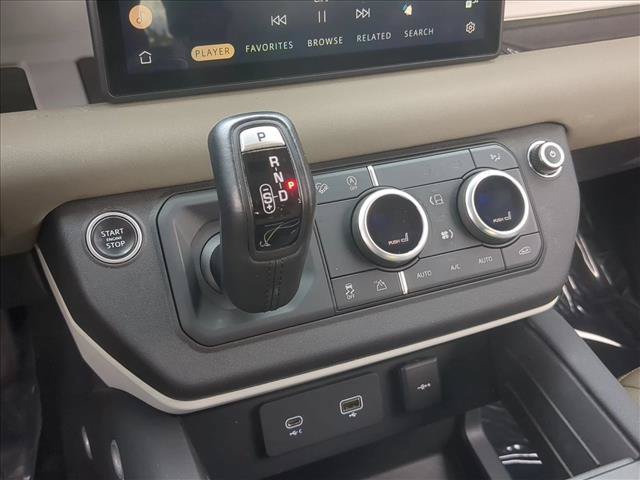 Used 2023 Land Rover Defender 110 S AWD/4WD image 19