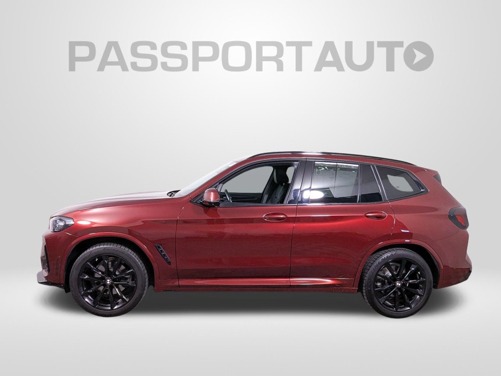 Used 2024 BMW X3 xDrive30i w/ Premium Package AWD/4WD image 2