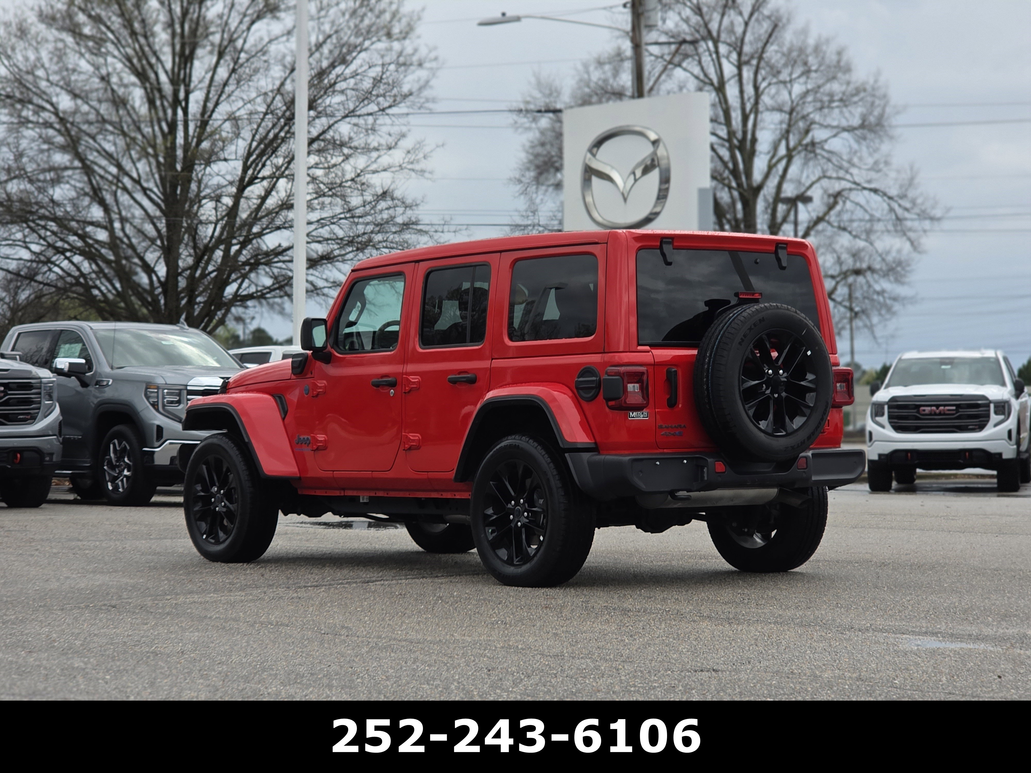 Used 2025 Jeep Wrangler Sahara w/ Safety Group image 4