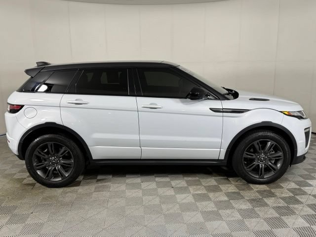 Used 2018 Land Rover Range Rover Evoque SE Premium AWD/4WD image 9