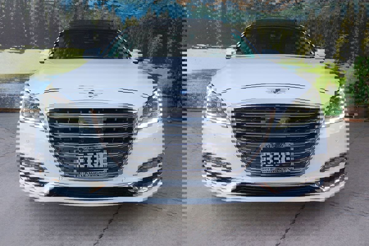 Used 2019 Genesis G80 5.0 Ultimate image 2