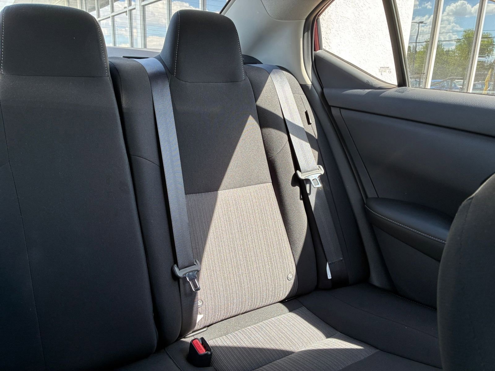 Used 2025 Nissan Sentra SV FWD image 35