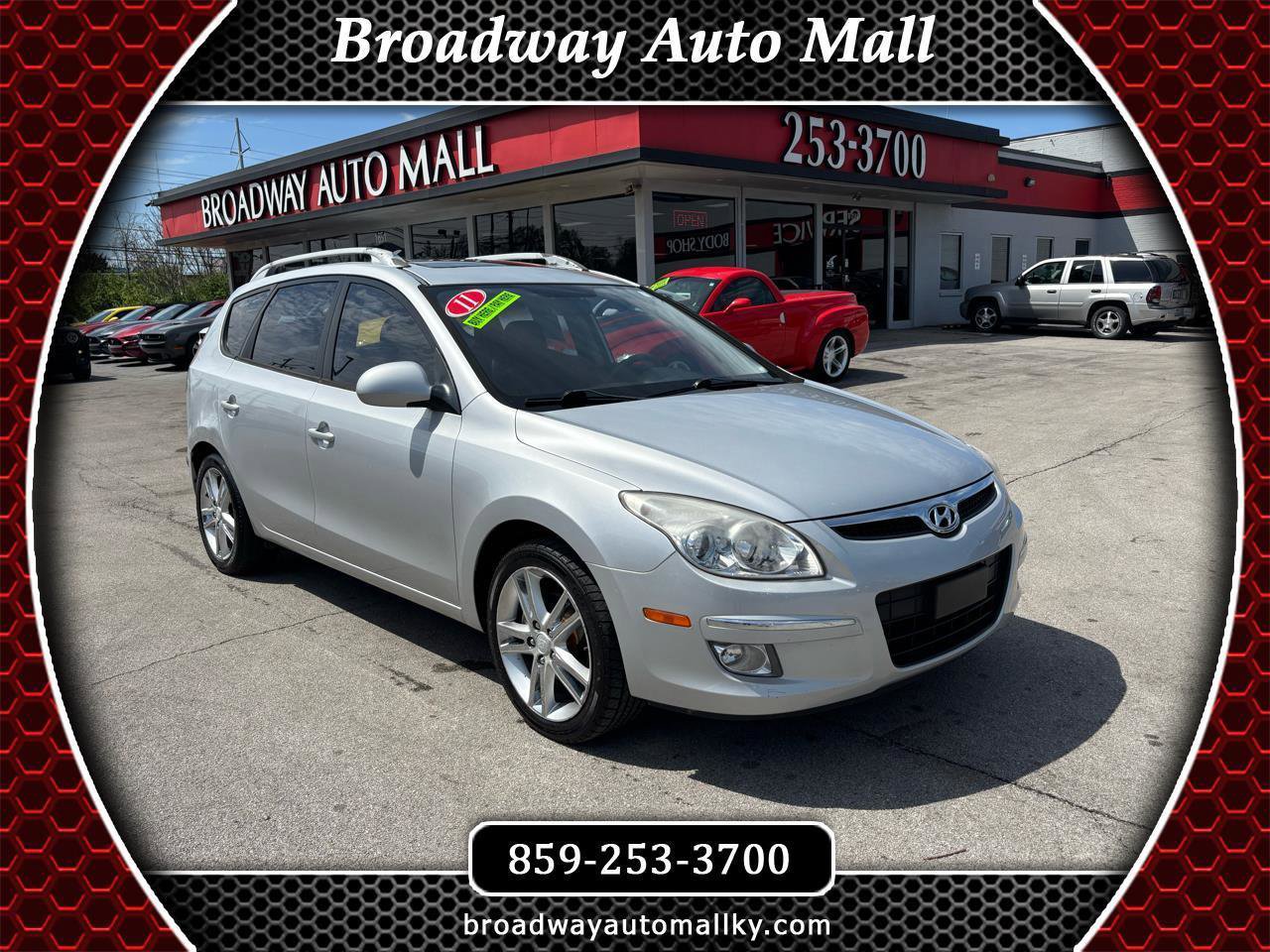 Used 2011 Hyundai Elantra image 1
