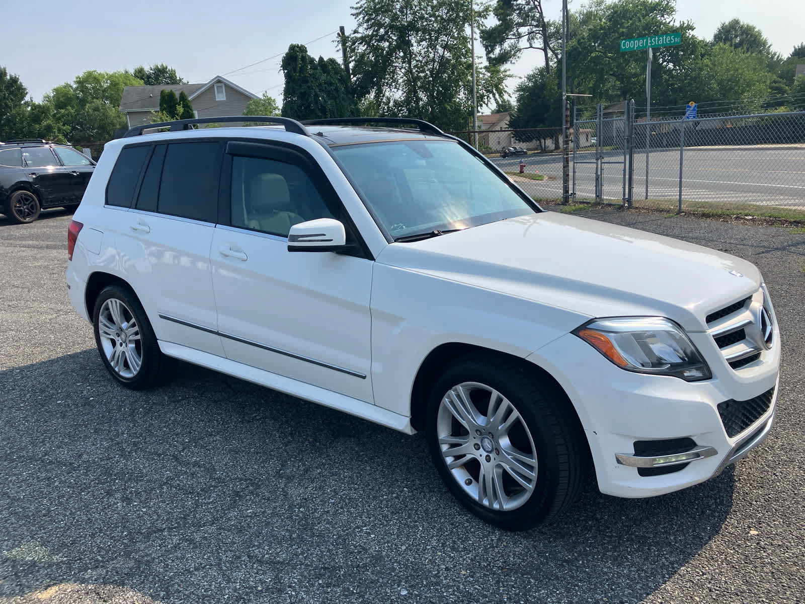 Used 2013 Mercedes-Benz GLK 350 4MATIC image 9