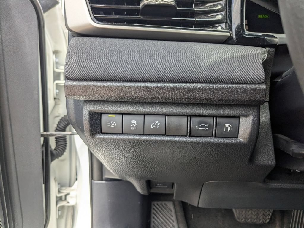 Used 2025 Toyota Camry LE FWD image 16