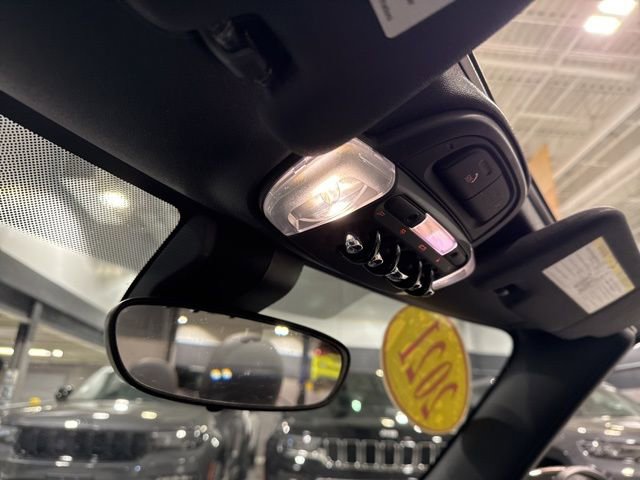 Used 2021 MINI Cooper S w/ Signature Upholstery Package image 30