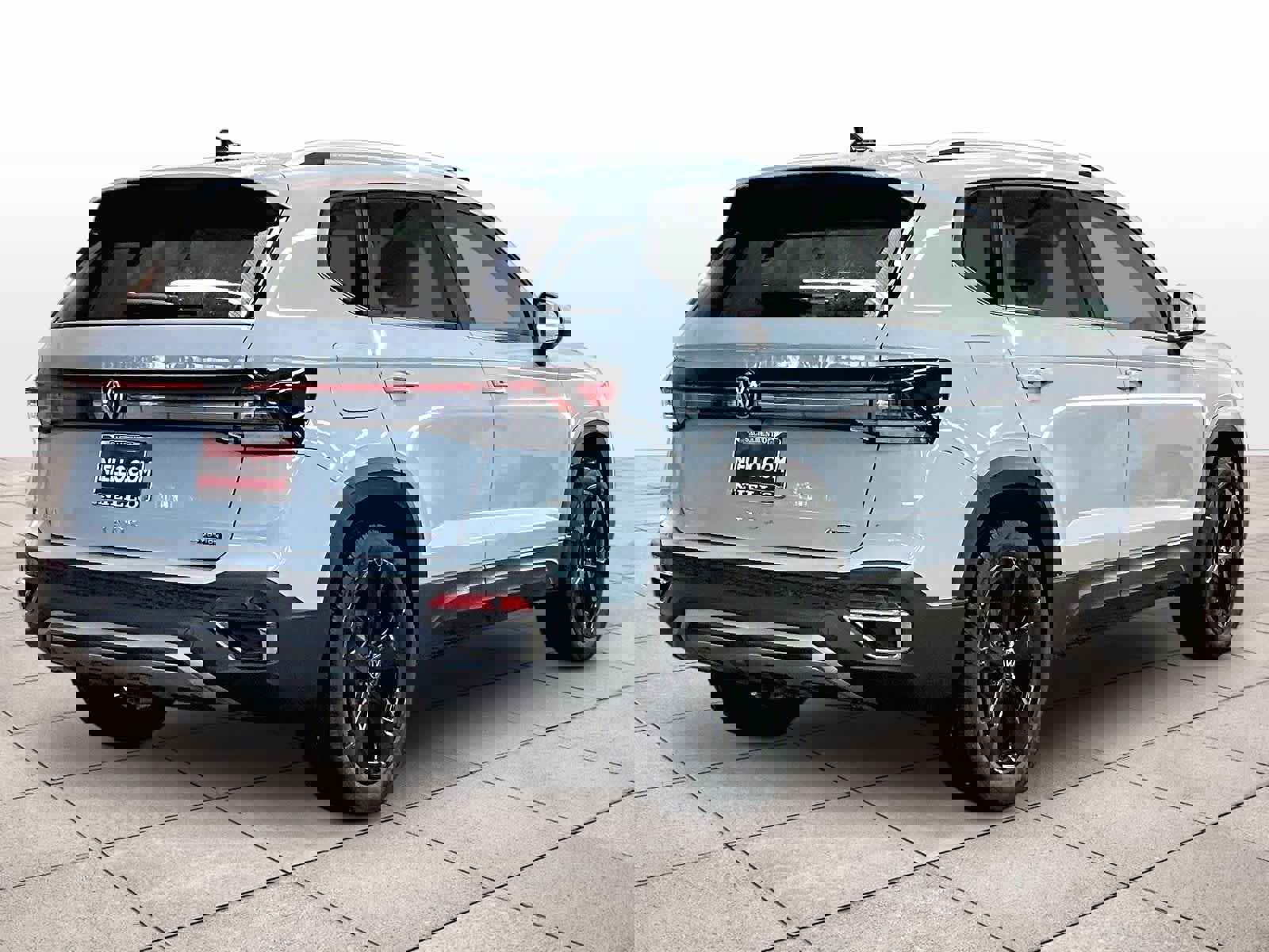 New 2026 Volkswagen Taos SEL image 4