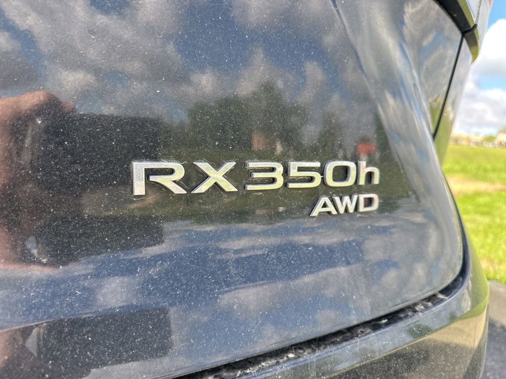 Used 2024 Lexus RX 350 w/ Convenience Package AWD/4WD image 4