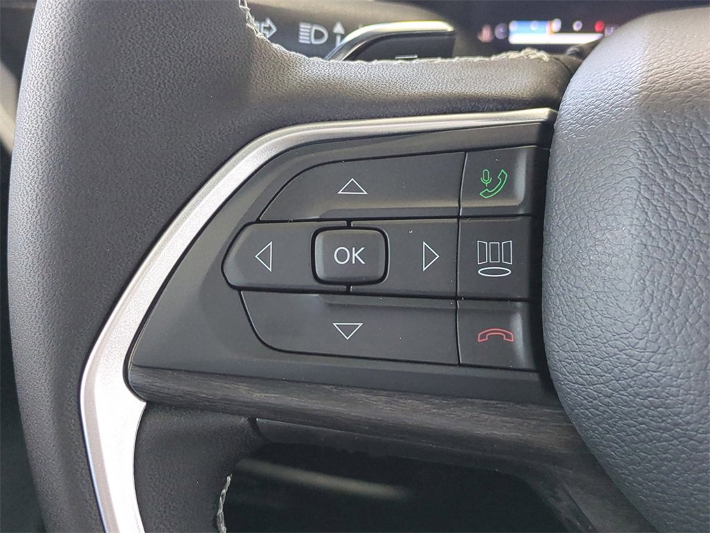 New 2025 Jeep Grand Cherokee Limited image 27