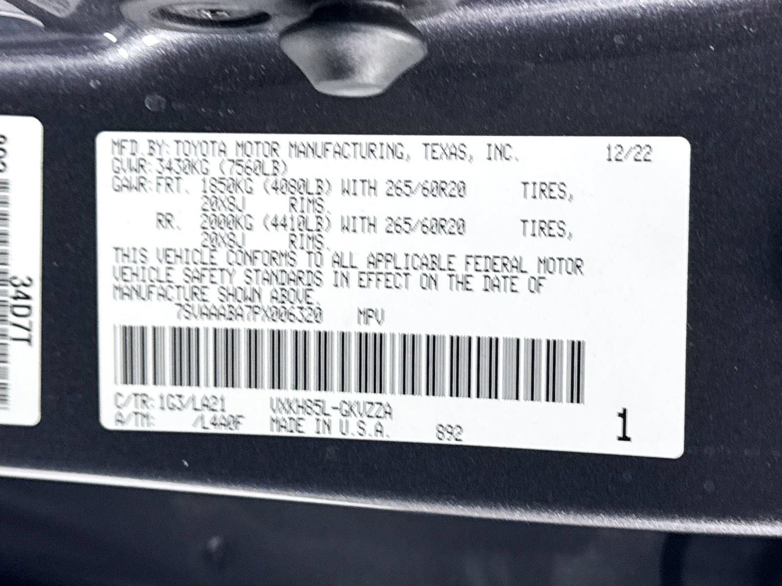 Used 2023 Toyota Sequoia Platinum AWD/4WD image 42