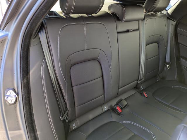 Used 2024 Jaguar F-PACE R-Dynamic S image 29