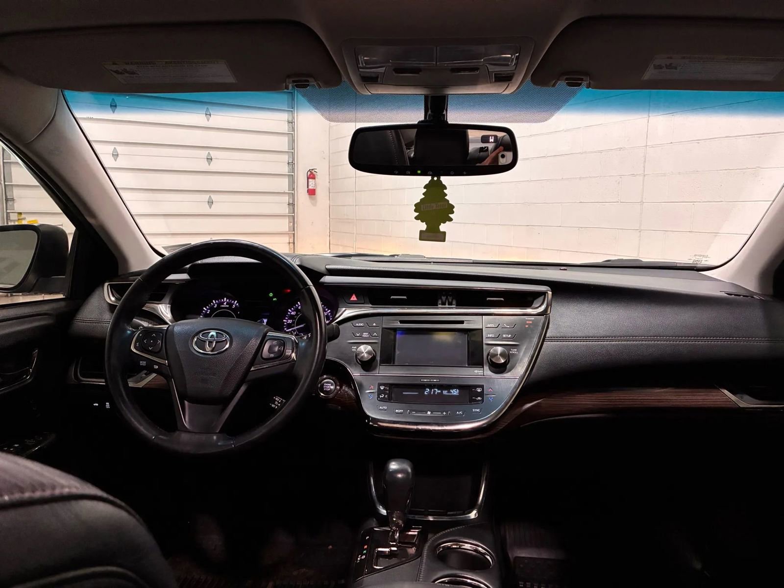 Used 2014 Toyota Avalon XLE Touring image 67