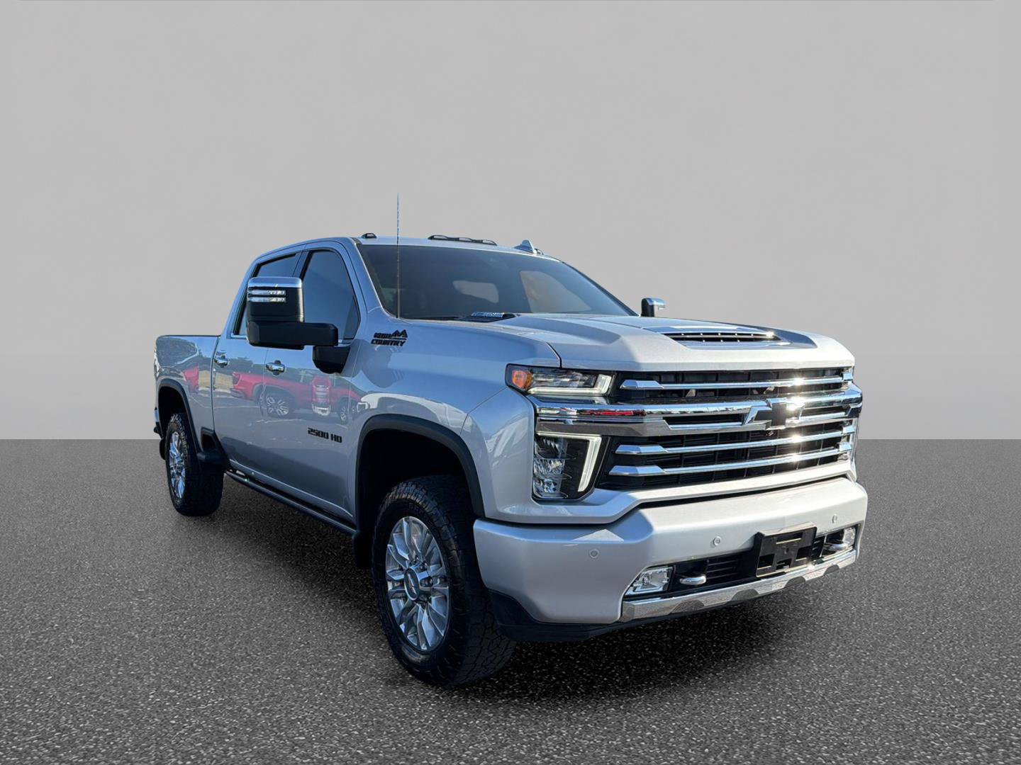 Certified 2022 Chevrolet Silverado 2500 High Country w/ LPO, Hitch Package AWD/4WD image 3