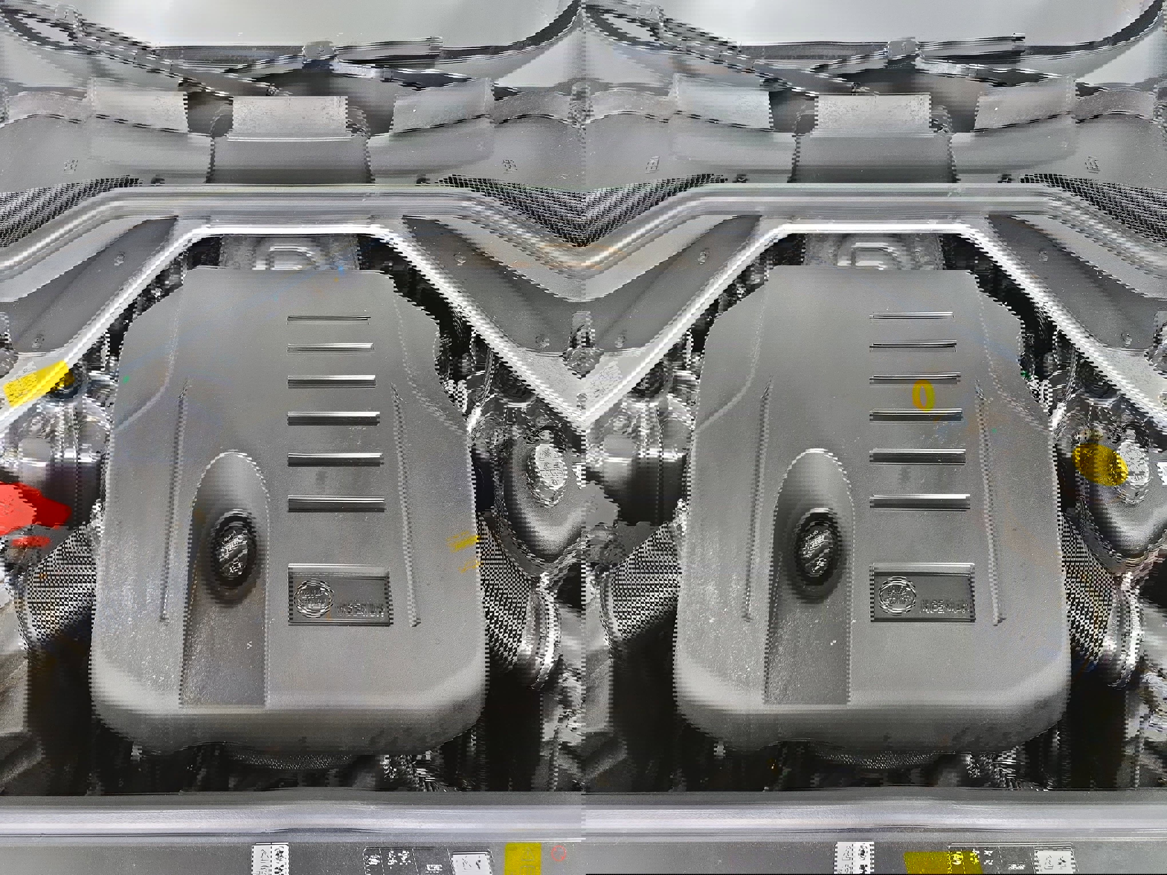 Certified 2023 Land Rover Range Rover SE image 31