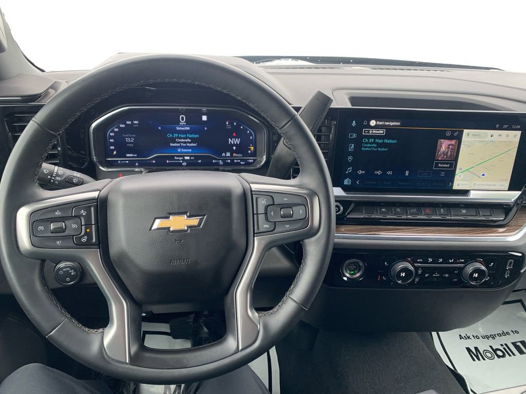 Used 2023 Chevrolet Silverado 1500 LT image 9