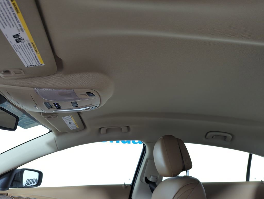 Used 2014 Buick LaCrosse Leather FWD image 16