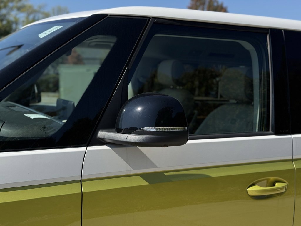 New 2025 Volkswagen ID. Buzz 1st Edition image 15