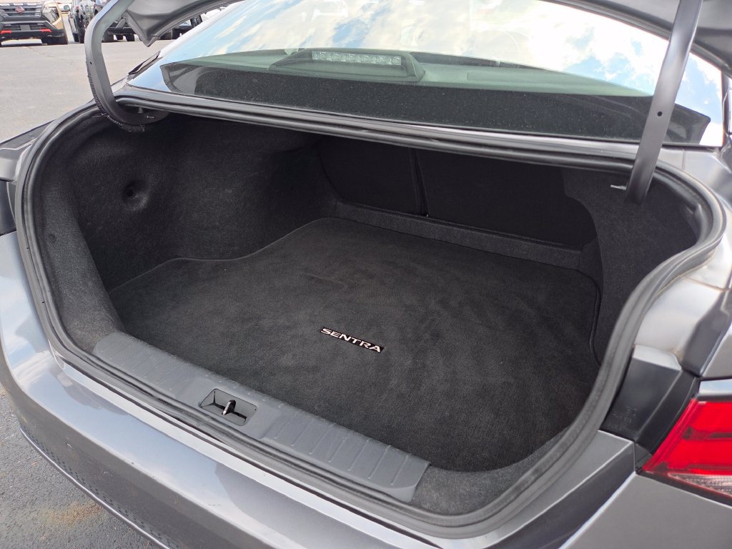 Certified 2025 Nissan Sentra SV FWD image 25