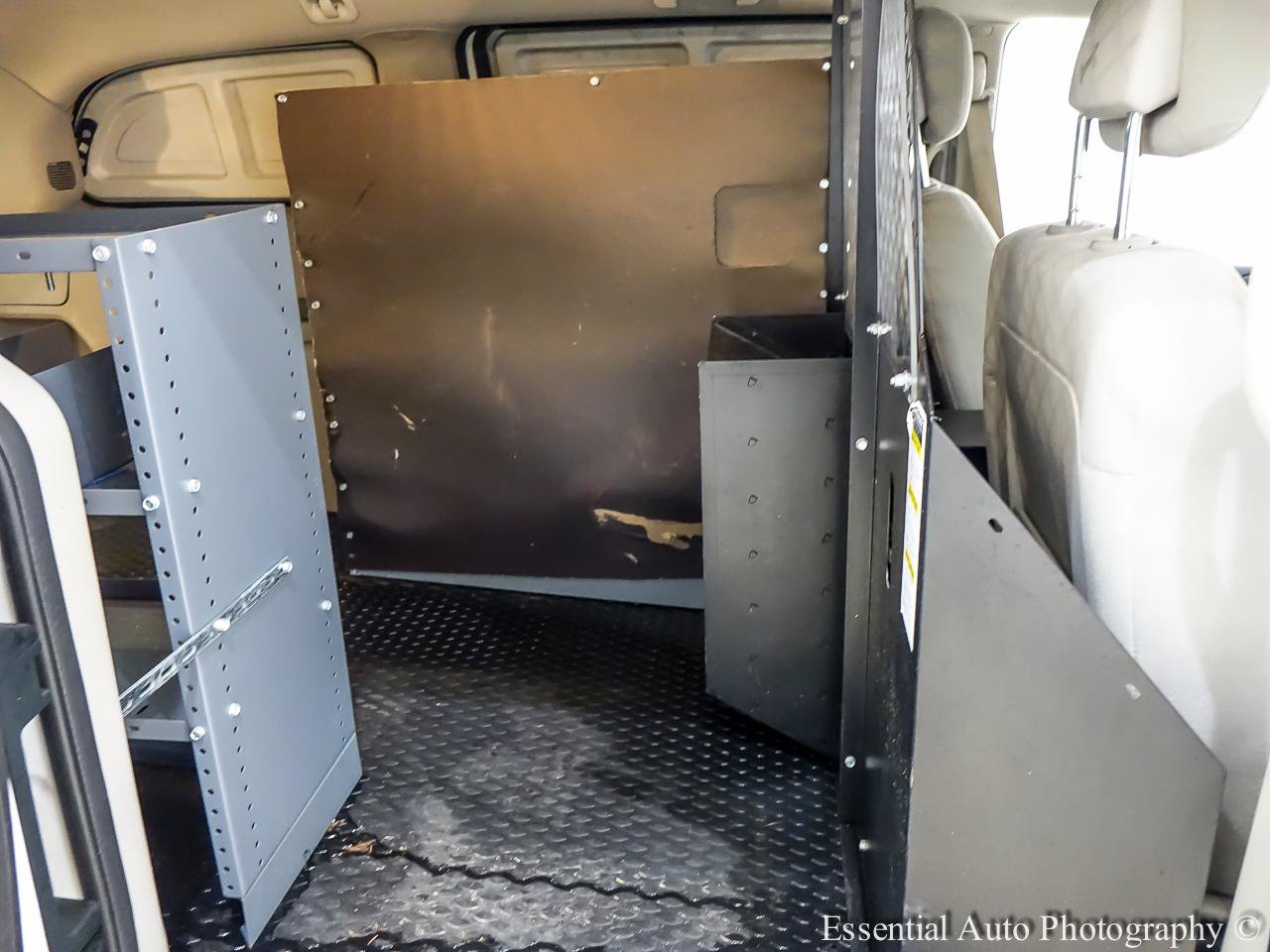Used 2013 RAM C/V Tradesman FWD image 16