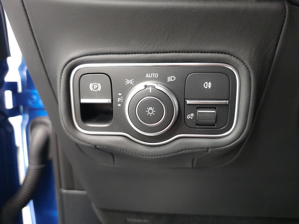 Certified 2025 Mercedes-Benz G 580 w/ EQ Technology image 10