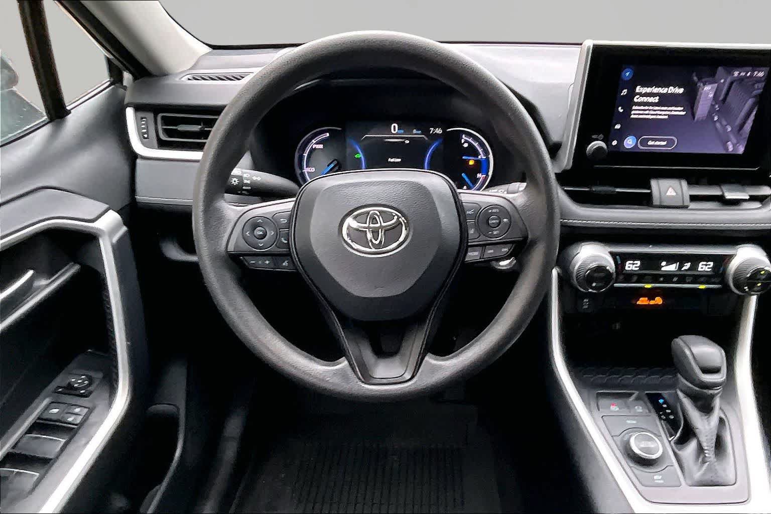 Certified 2025 Toyota RAV4 XLE AWD/4WD image 6
