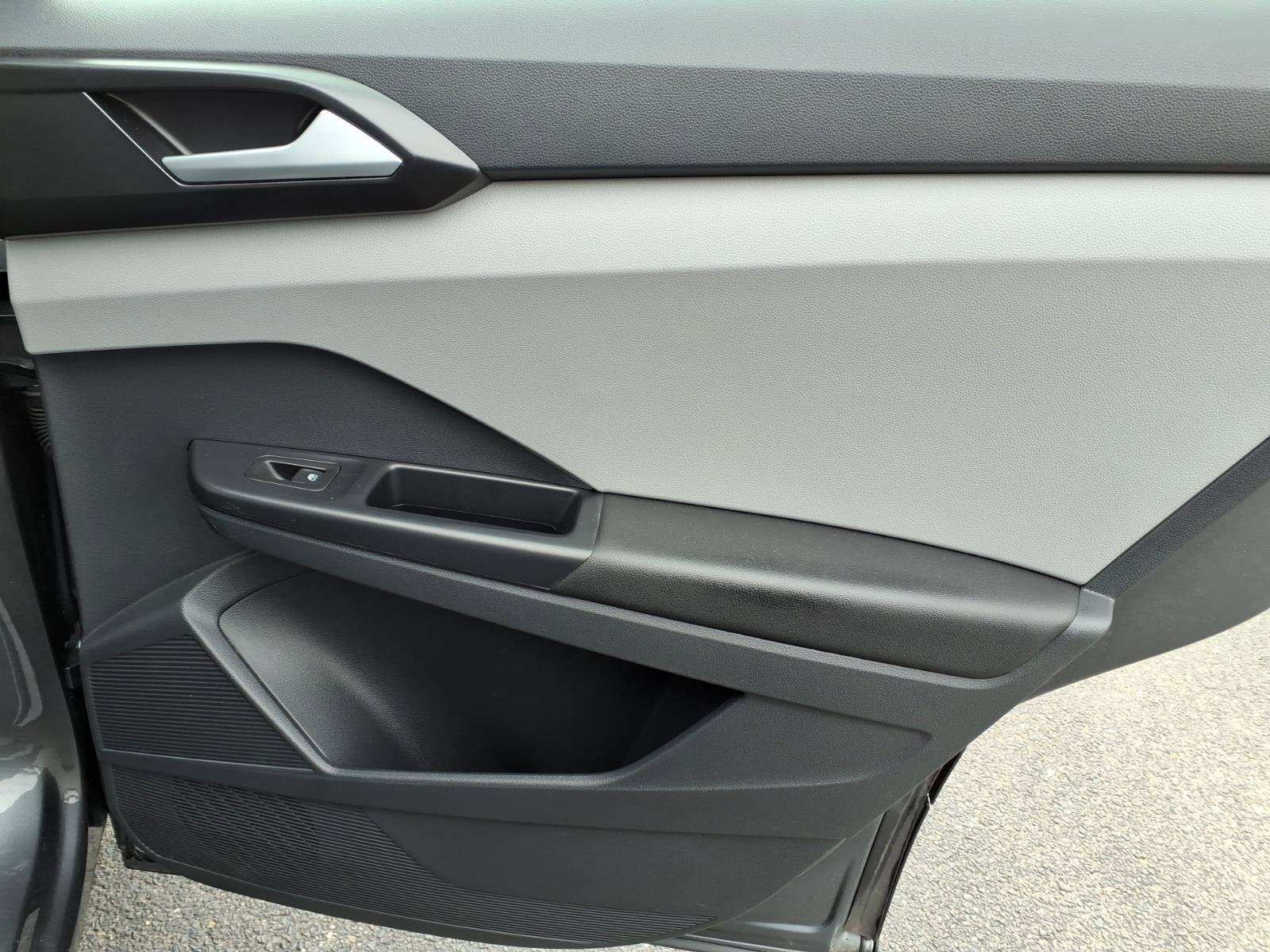 Certified 2023 Volkswagen Taos S w/ Driver Assistance Package image 11