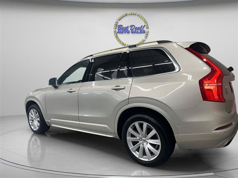 Used 2018 Volvo XC90 T6 Momentum w/ Convenience Package AWD/4WD image 3