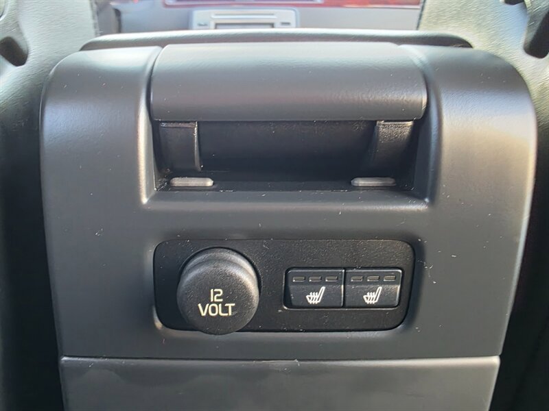 Used 2008 Volvo XC70 3.2 AWD/4WD image 38