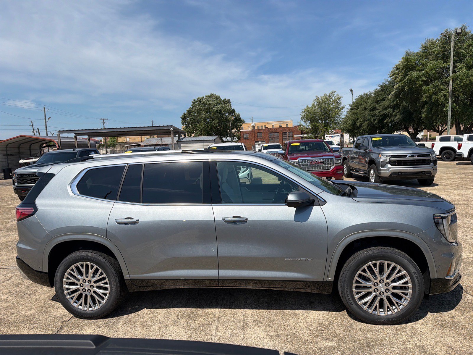 New 2026 GMC Acadia Denali w/ Super Cruise Package FWD image 6