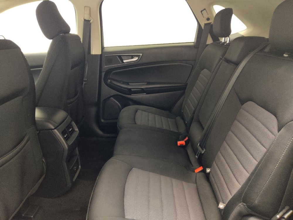 Used 2022 Ford Edge SE w/ Black Appearance Package AWD/4WD image 18