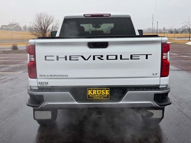 Used 2020 Chevrolet Silverado 2500 LT w/ Convenience Package image 4
