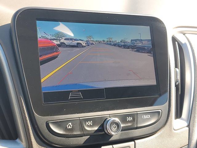 Used 2023 Chevrolet Malibu LS FWD image 25