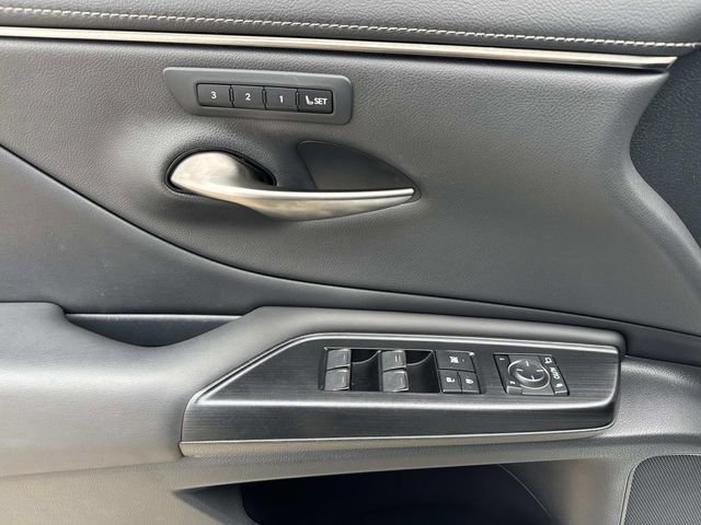 Used 2021 Lexus ES 350 F Sport image 16