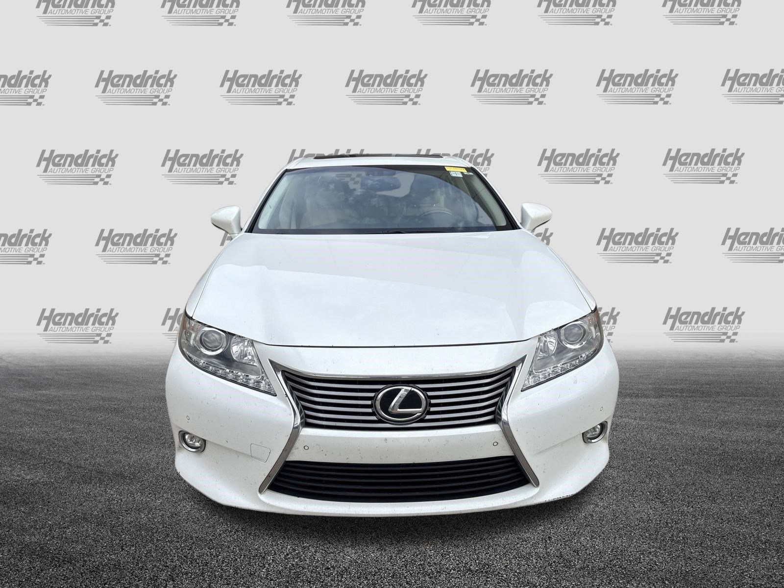 Used 2014 Lexus ES 350 w/ Luxury Package image 3