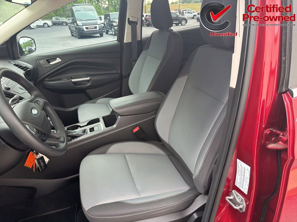 Used 2018 Ford Escape SE FWD image 36
