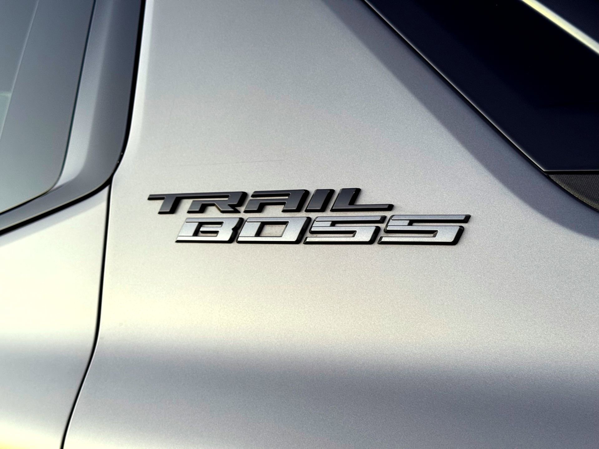 Used 2026 Chevrolet Silverado EV Trail Boss w/ Premium Package image 17