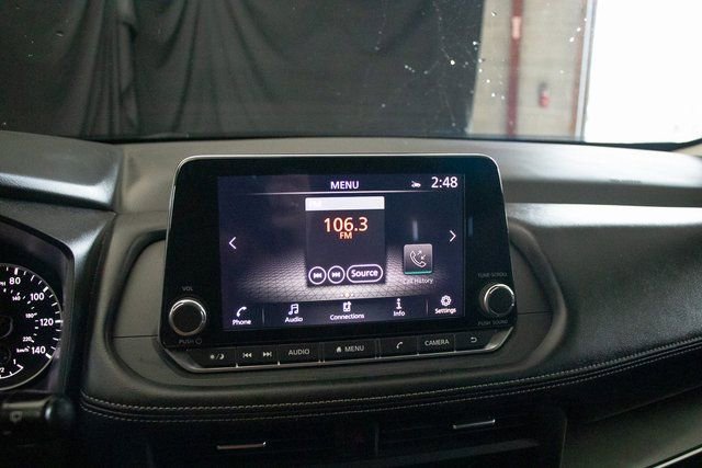Used 2024 Nissan Rogue SV image 31