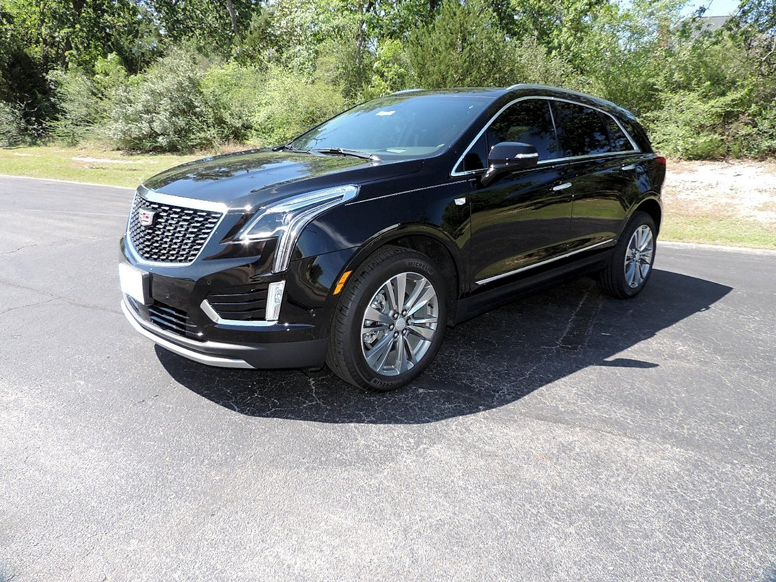 New 2026 Cadillac XT5 Premium Luxury w/ Driver Assist Package FWD image 1