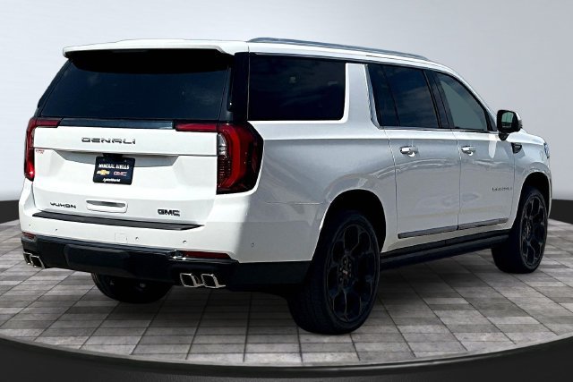 New 2026 GMC Yukon XL Denali Ultimate AWD/4WD image 6
