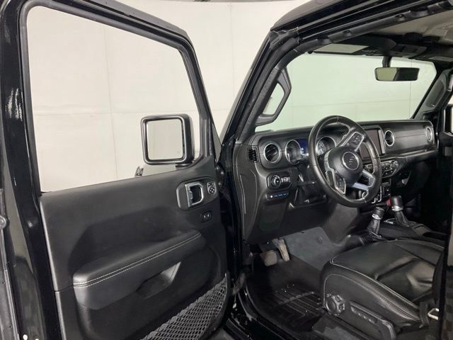 Used 2022 Jeep Wrangler Unlimited Sahara w/ Cold Weather Group AWD/4WD image 20