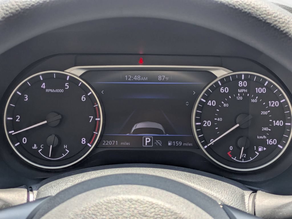 Used 2025 Nissan Sentra SV FWD image 16