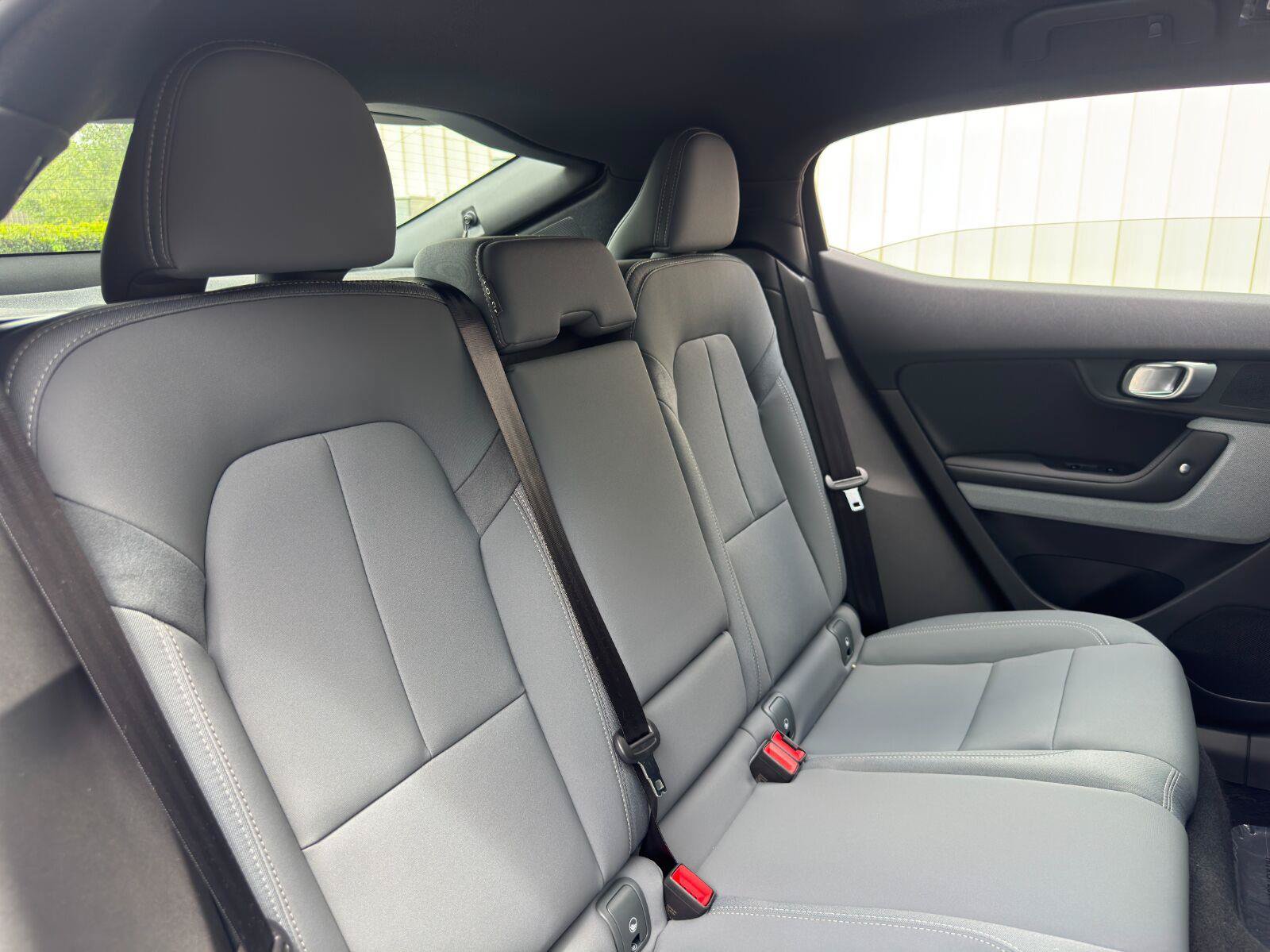 Used 2021 Polestar Polestar 2 AWD/4WD image 35