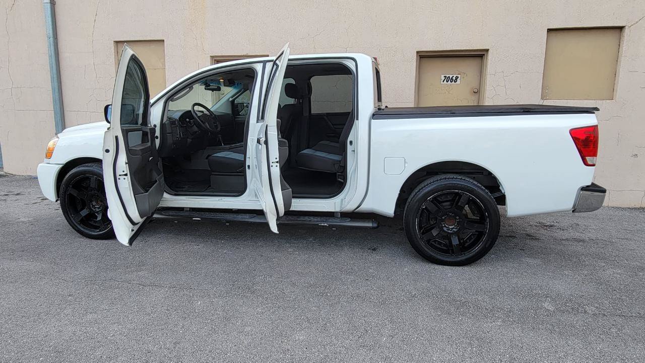 Used 2007 Nissan Titan SE RWD image 22