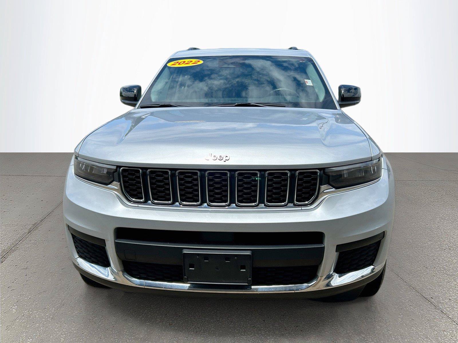 Used 2022 Jeep Grand Cherokee L Laredo w/ Luxury Tech Group I AWD/4WD image 9