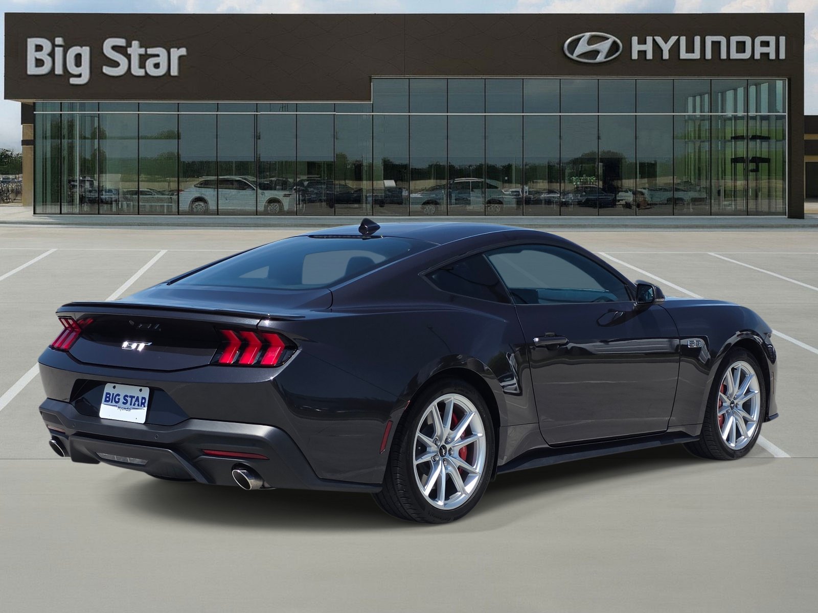 Used 2024 Ford Mustang GT Premium RWD image 4