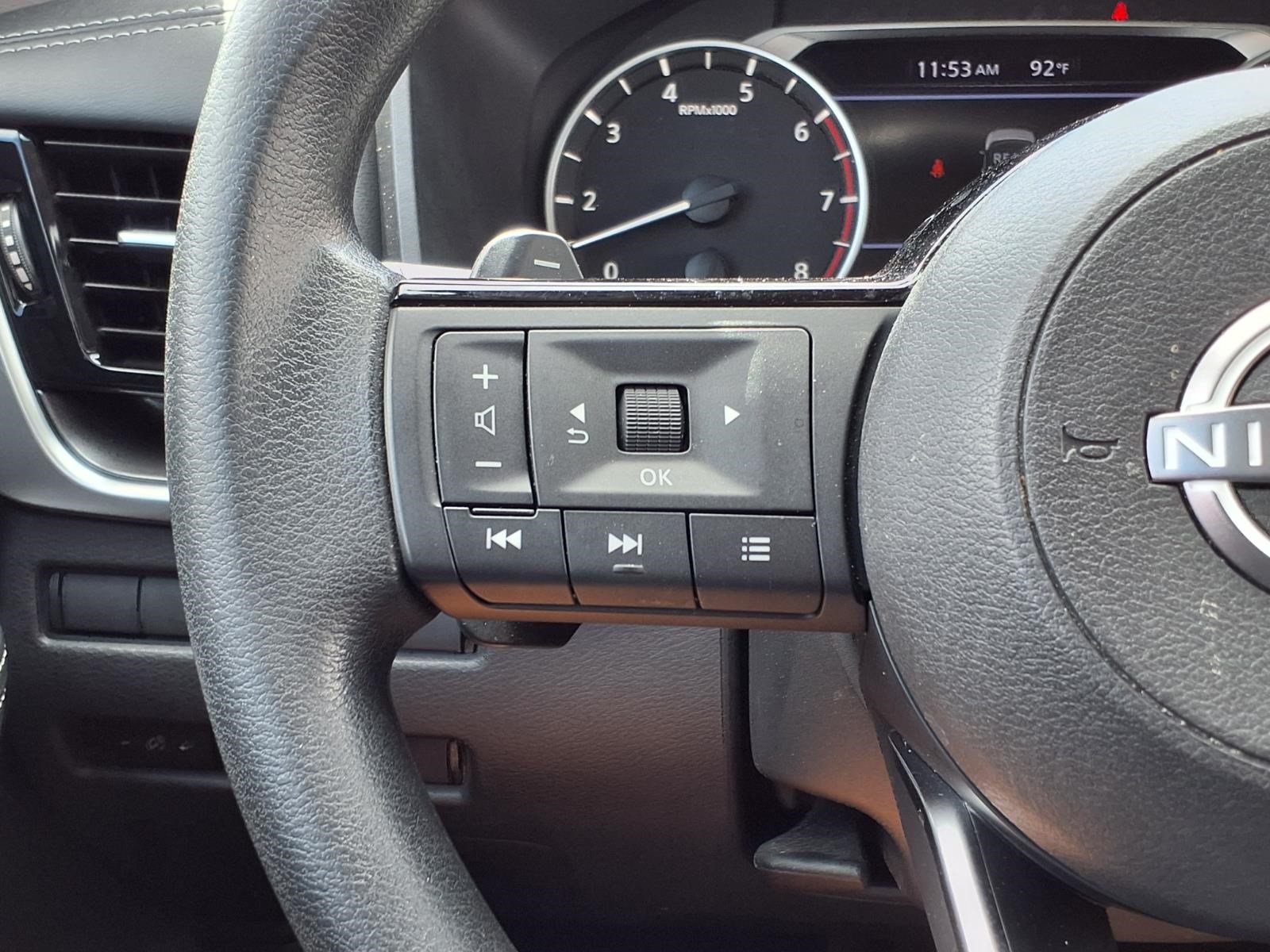Used 2023 Nissan Rogue SV FWD image 24