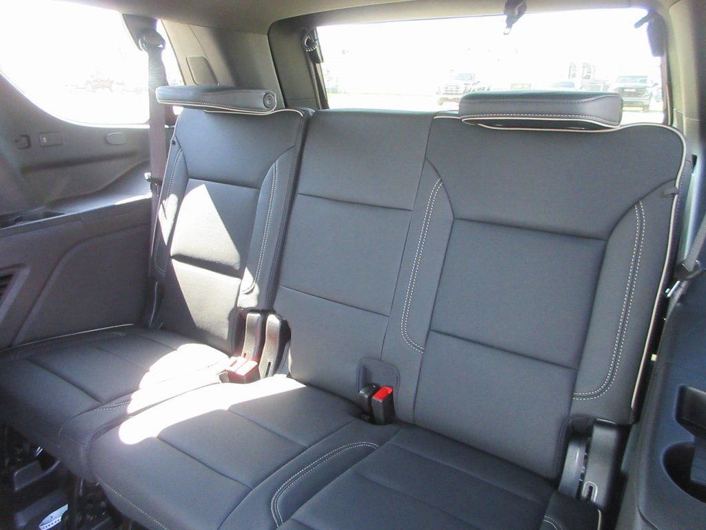 New 2026 GMC Yukon Elevation w/ Elevation Premium Package image 14