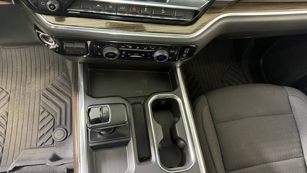 Used 2023 Chevrolet Silverado 1500 RST AWD/4WD image 22
